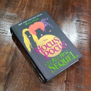 Disney Hocus Pocus & The All-New Sequel Book